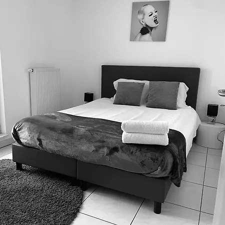 Luxury Penthouse Apartment With 3 Balconies -2 Bedrooms -Petrus View & Parking Luxembourg Exterior photo